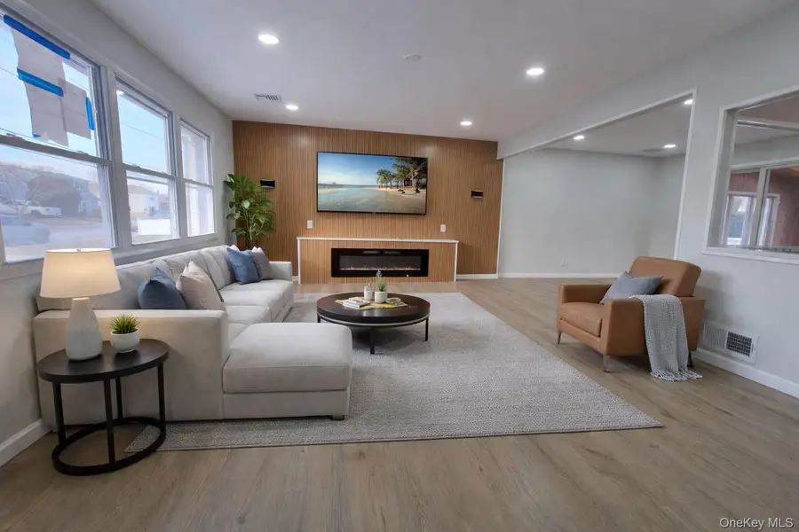 258 Jefferson Avenue, Harbor Isle, NY 11558 - Image #2