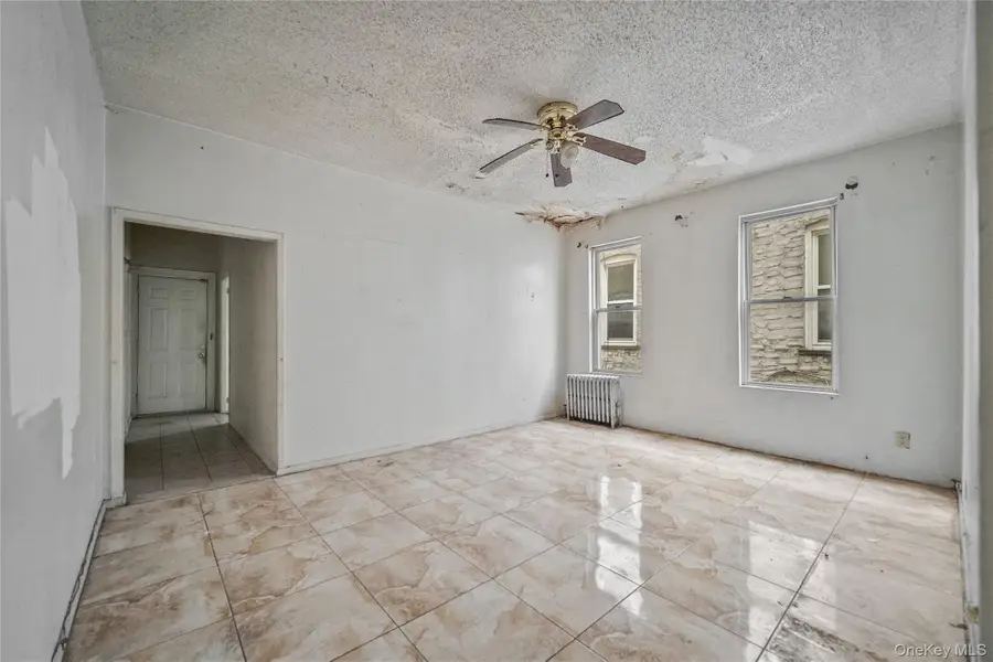 3348 Fenton Avenue, Bronx, NY 10469 - Image #3