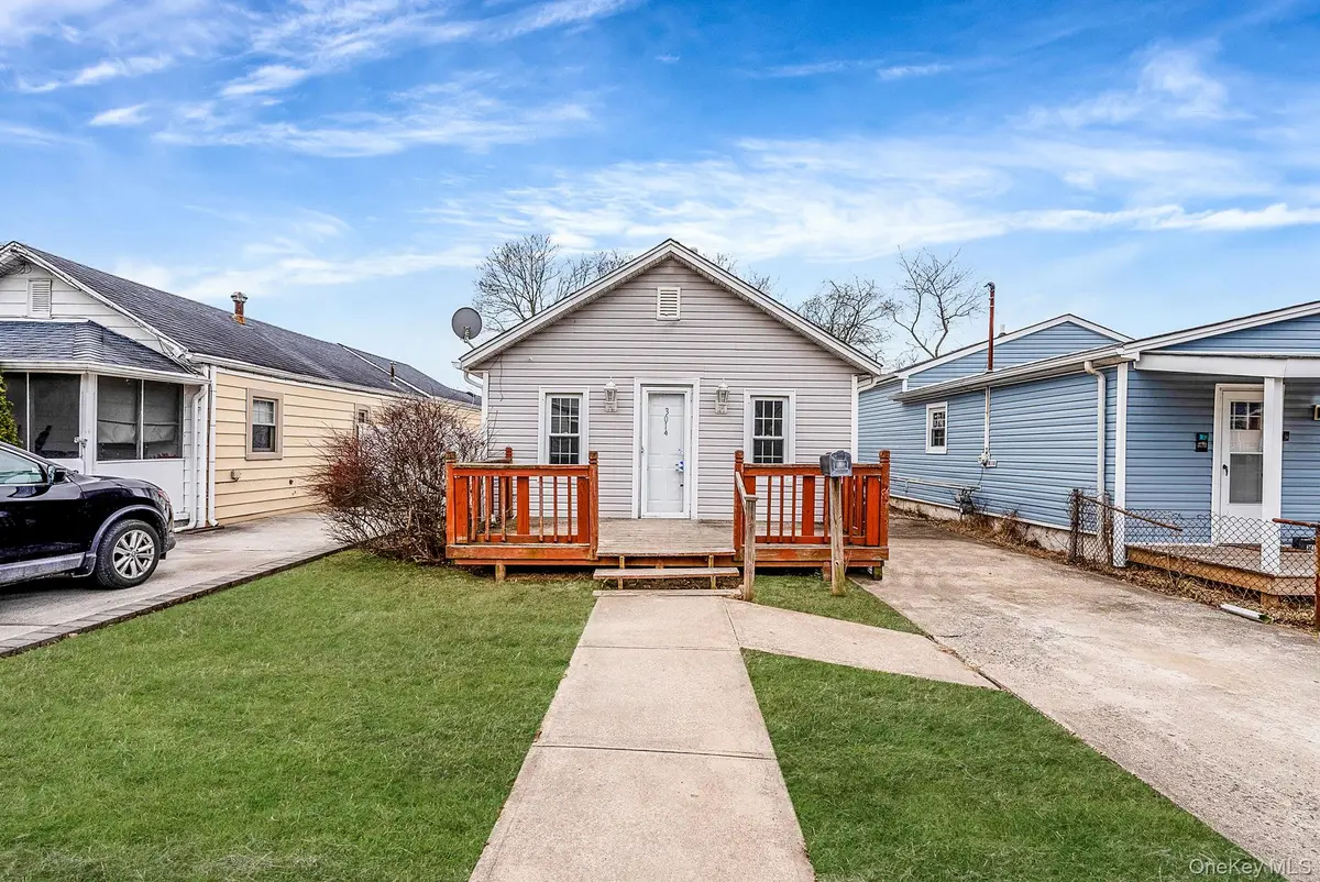 3014 Western Boulevard, Baldwin, NY 11510 - Image #1