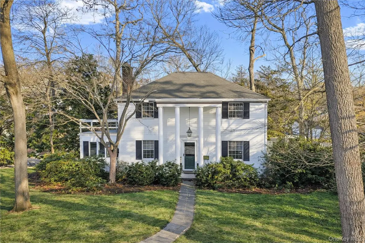 61 Squirrel Hill Road, East Hills, NY 11577 - Image #1