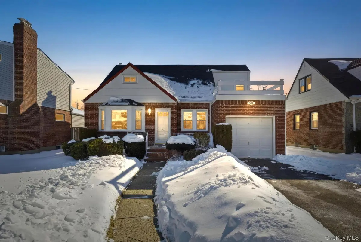 54 Aberdeen Road, New Hyde Park, NY 11040 - Image #1