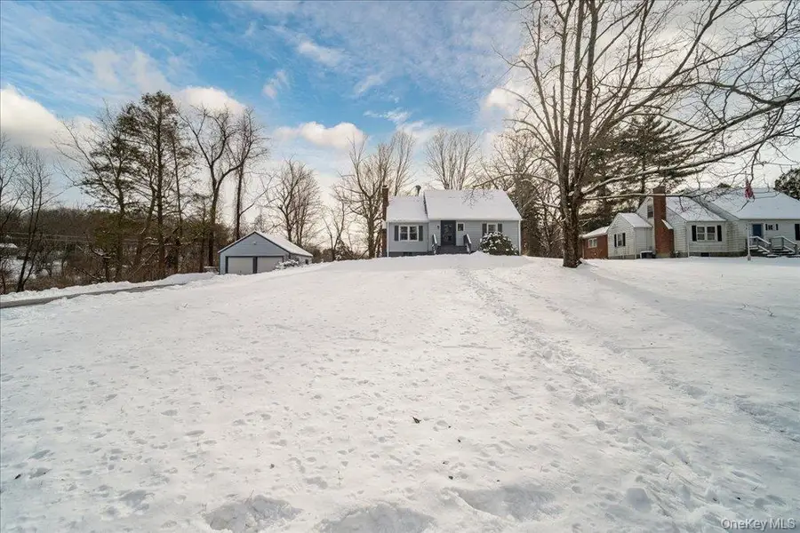 392 Titusville Road, Poughkeepsie, NY 12603 - Image #2