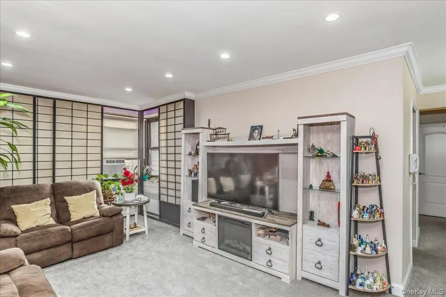 32-25 90th Street #411, East Elmhurst, NY 11369 - Image #3