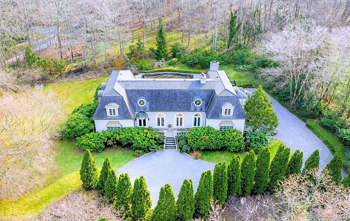 38 Tiffany Road, Oyster Bay Cove, NY 11771 - #1