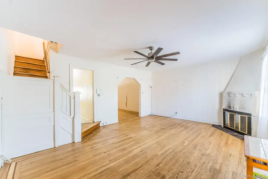 178-38 Leslie Rd, Jamaica, NY 11434 - Image #3