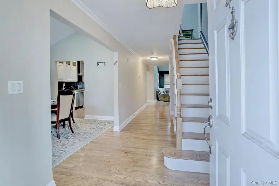 44 Washington Circle, New City, NY 10956 - Image #3