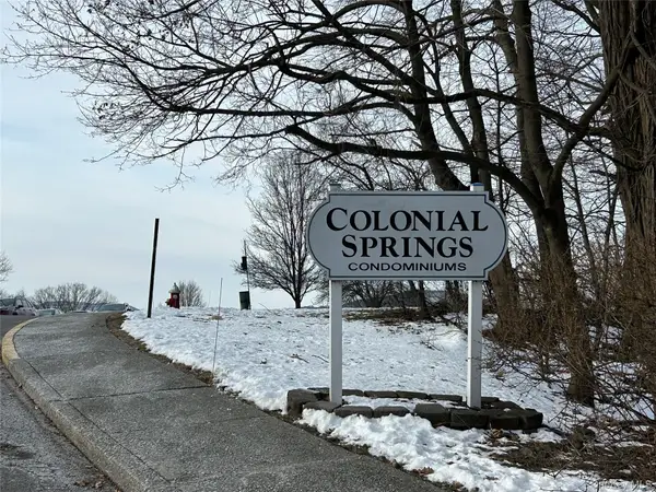 8 Colonial Road #36, Beacon, NY 12508