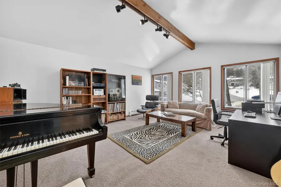 6 Pelham Court, Nanuet, NY 10954 - Image #3