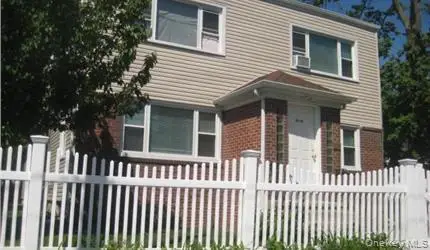 95-97 Hewlett Street, Hempstead, NY 11550