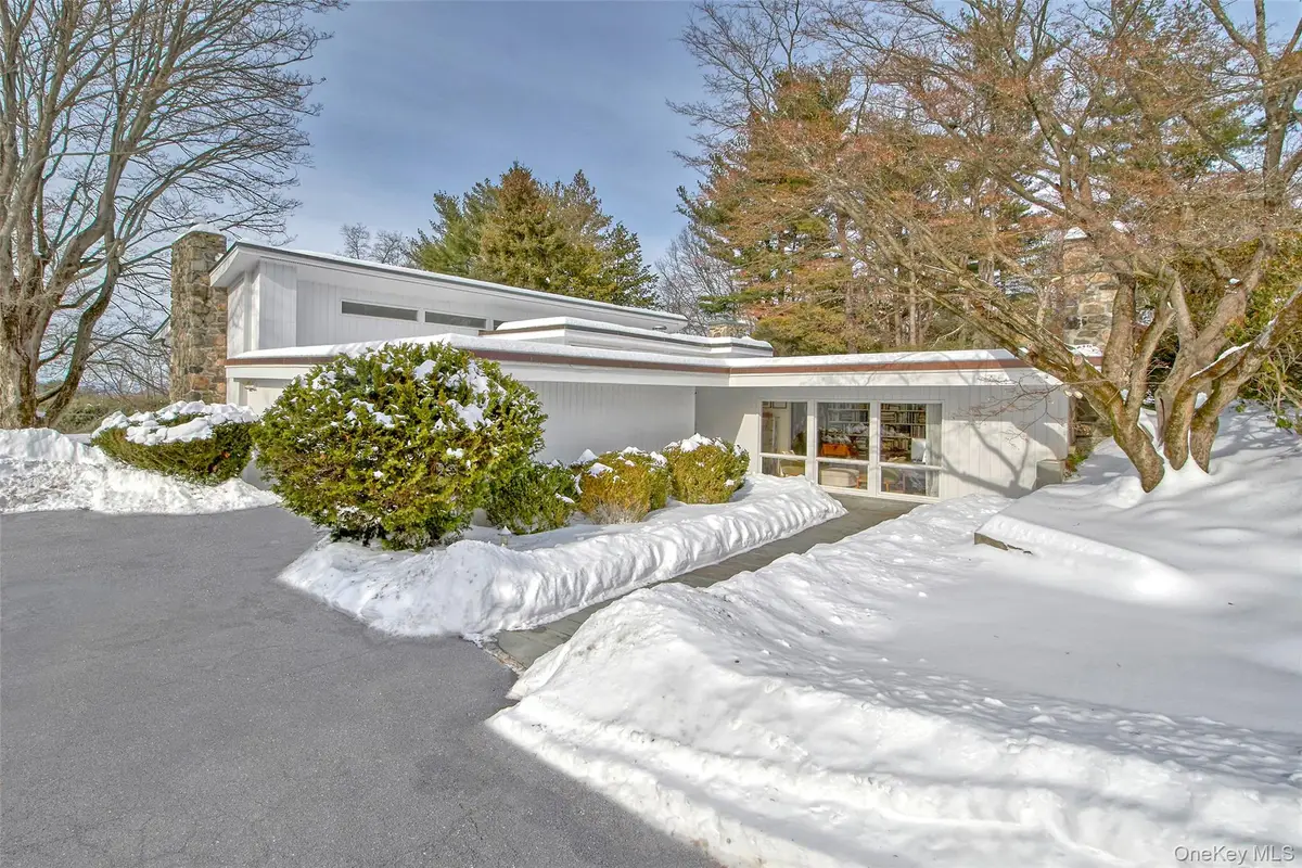 132 Ridgecrest Road, Briarcliff Manor, NY 10510 - Image #1