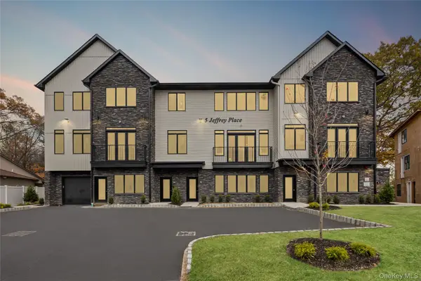 5 Jeffrey Place #112, Monsey, NY 10952