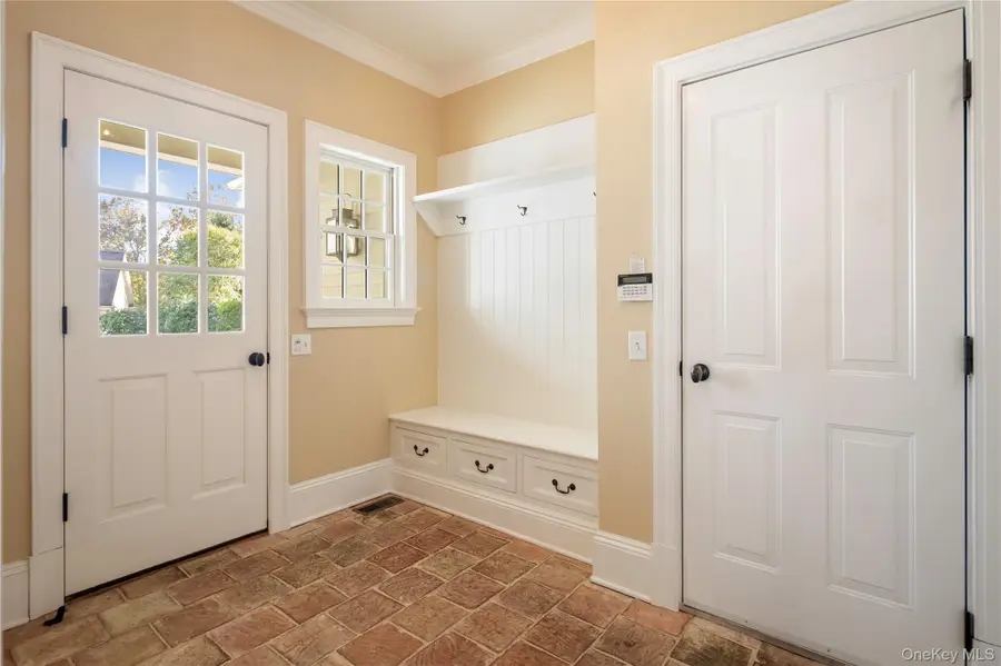 14 Cider Mill Circle, Armonk, NY 10504 - Image #3