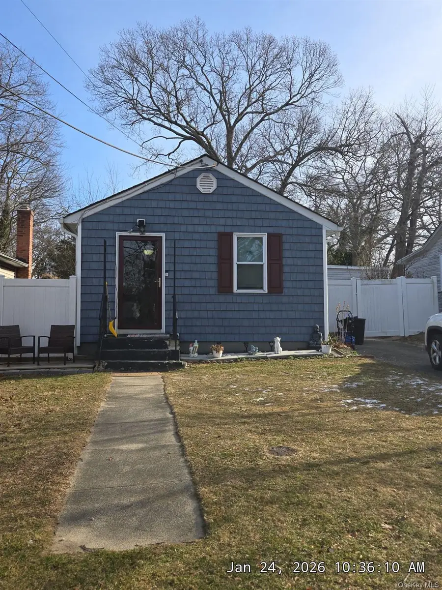 59 Wildwood Drive, Sound Beach, NY 11789 - Image #3