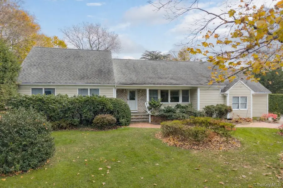 336 W Hills Road, Huntington, NY 11743 - Image #3