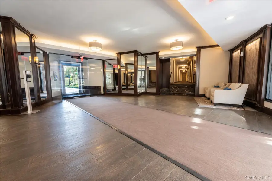 50 Brompton Road #2H, Great Neck, NY 11021 - Image #2