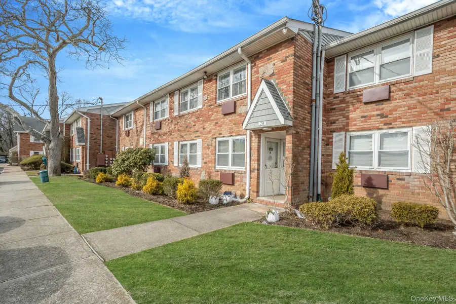 100 Connetquot Avenue #7, East Islip, NY 11730 - Image #3