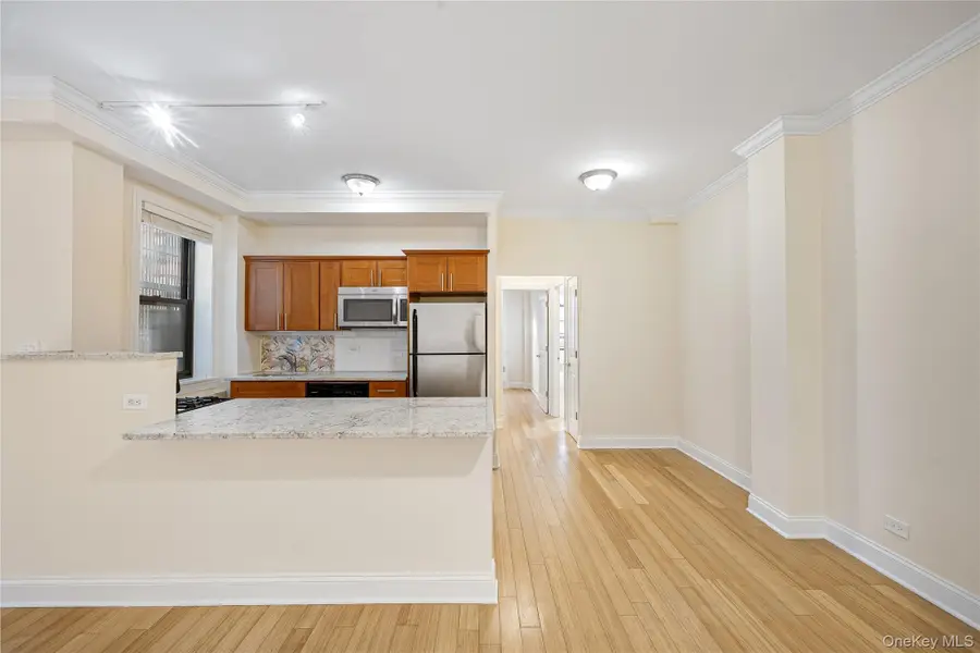 273 Bennett Avenue #3G, New York, NY 10040 - #3