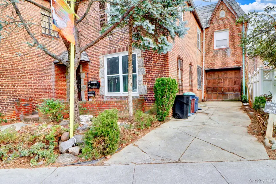 6743 Selfridge Street, Forest Hills, NY 11375 - Image #2