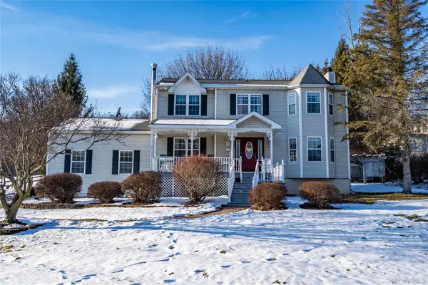 55 Bailey Road, New Hampton, NY 10958