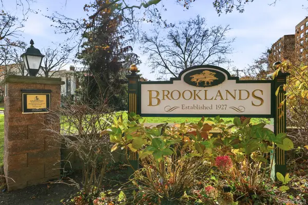 10 Brooklands #1H, Bronxville, NY 10708