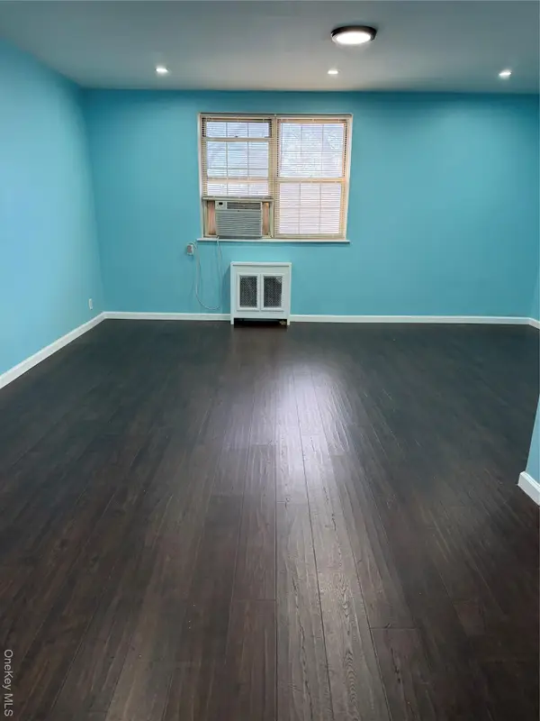 78-13 Park Drive E #2A, Flushing, NY 11367