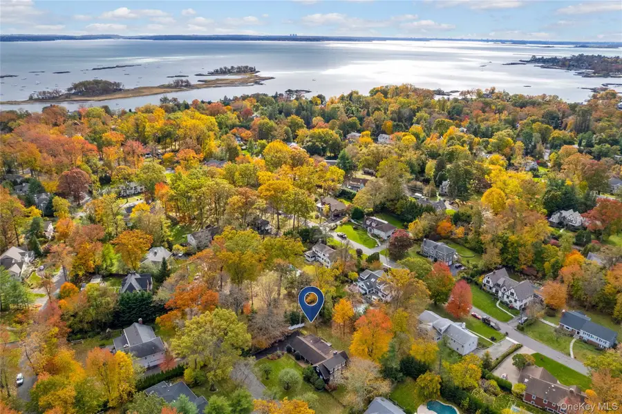 8 Douglas Circle, Rye, NY 10580 - #3