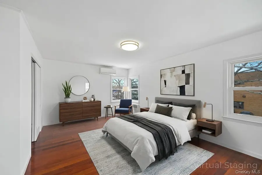 64-04 Utopia Parkway, Fresh Meadows, NY 11365 - Image #2