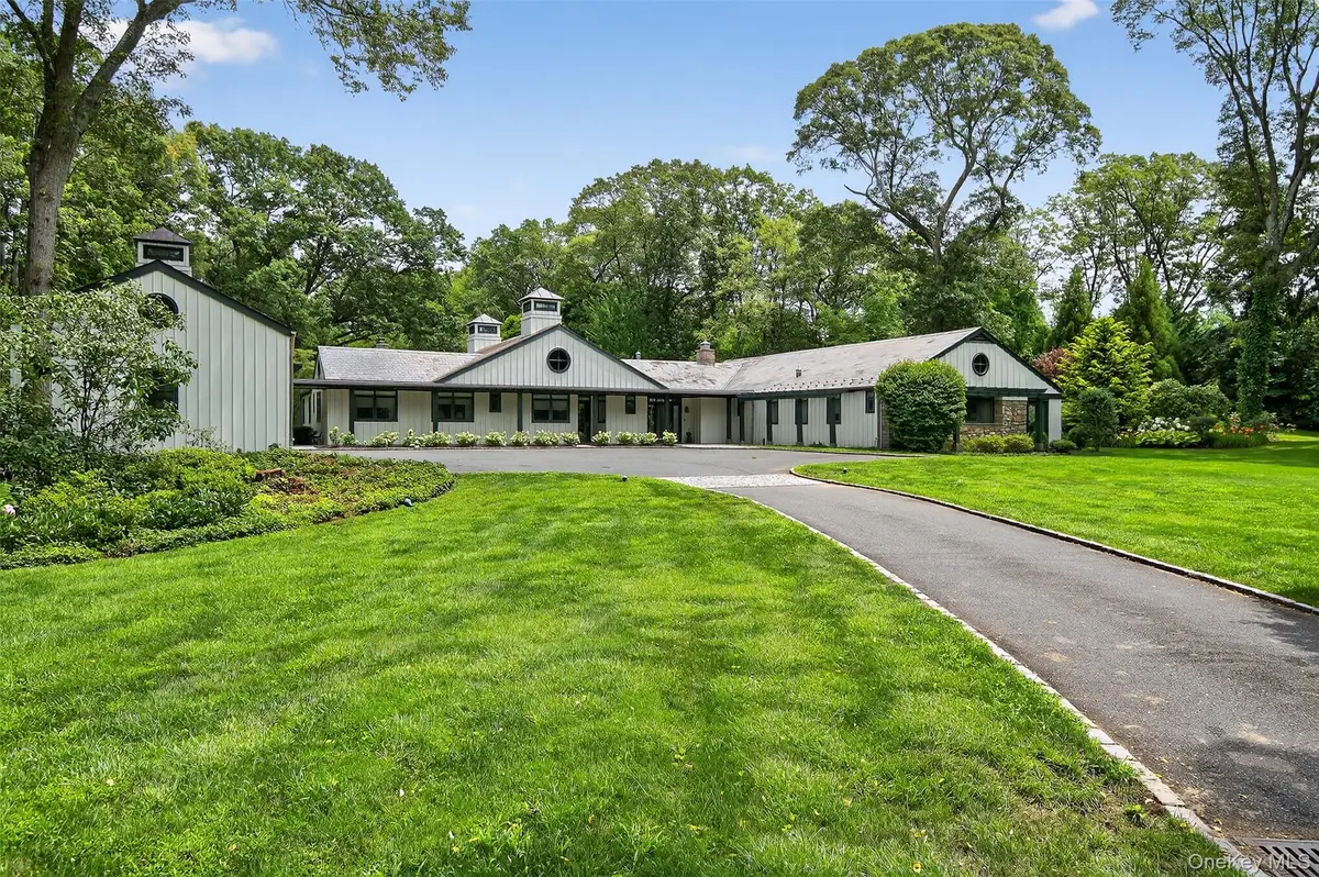 343 Chicken Valley Road, Upper Brookville, NY 11545 - #1