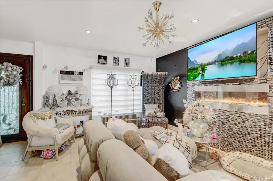 60-23 77th Place, Middle Village, NY 11379 - Image #3