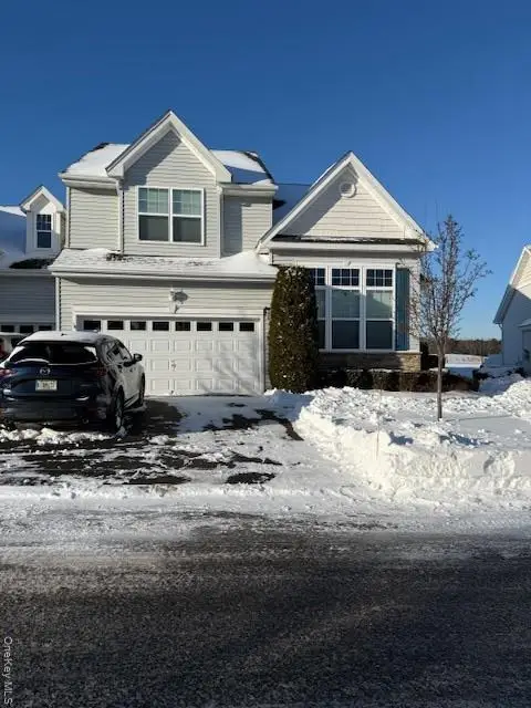 146 Augusta Drive, Medford, NY 11763 - Image #1