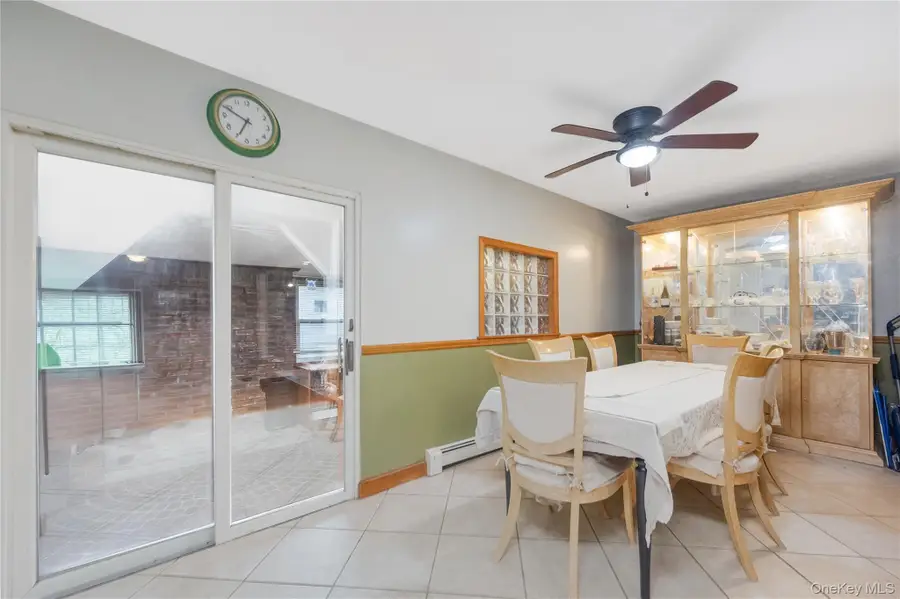 1012 N Ontario Avenue, Lindenhurst, NY 11757 - Image #3