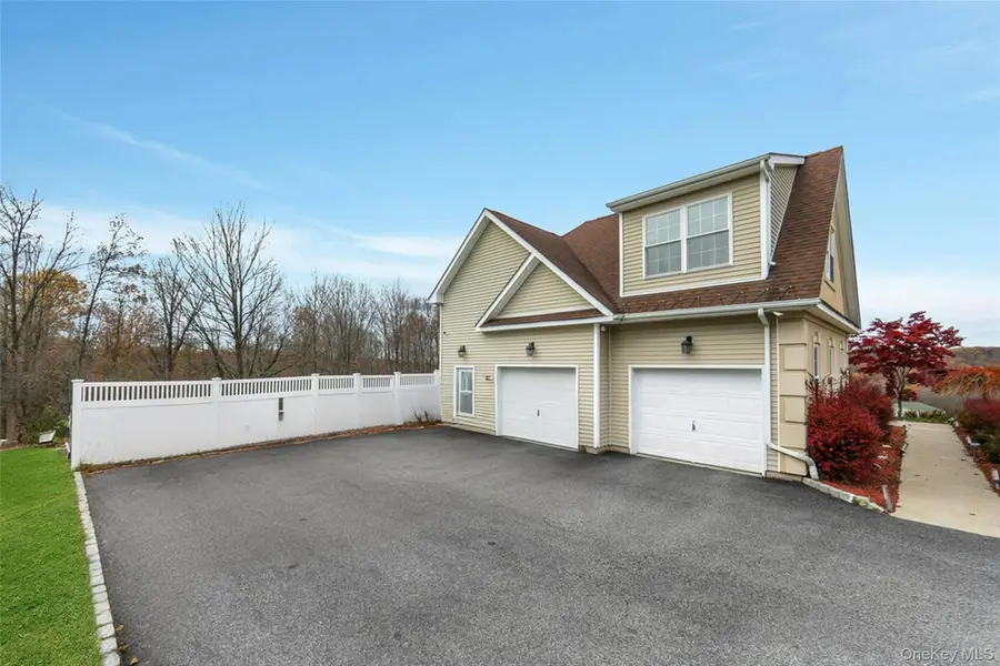 4 Camelback Road, Chester, NY 10918 - Image #2