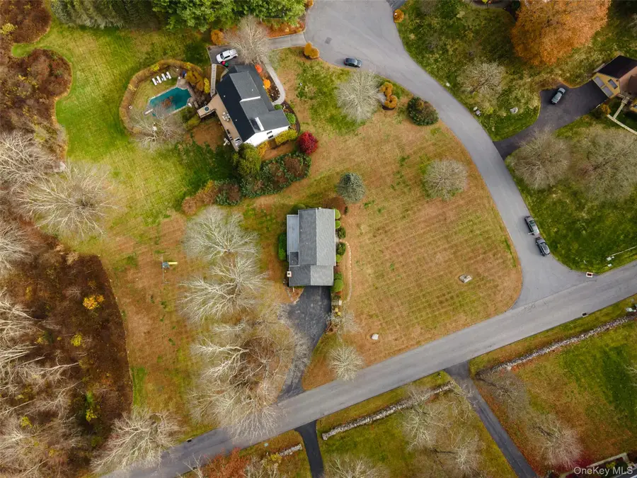 2 Cheyenne Court, Katonah, NY 10536 - Image #2