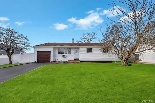 90 Selden Boulevard, Centereach, NY 11720