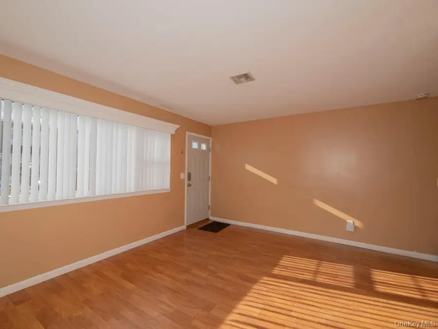 1 Atlantic Avenue #45, Farmingdale, NY 11735 - Image #2
