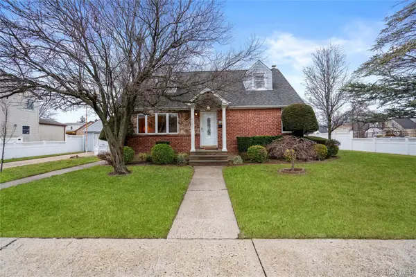 128 Rule Street, Franklin Square, NY 11010