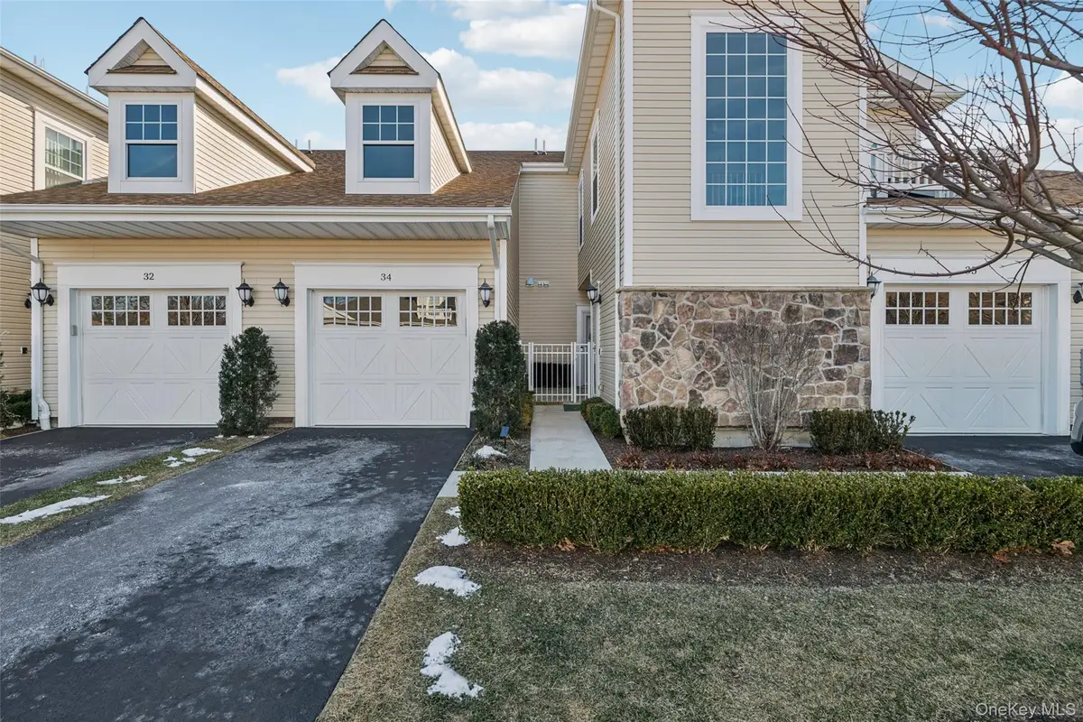 34 Greentree Court, Shirley, NY 11967 - Image #1