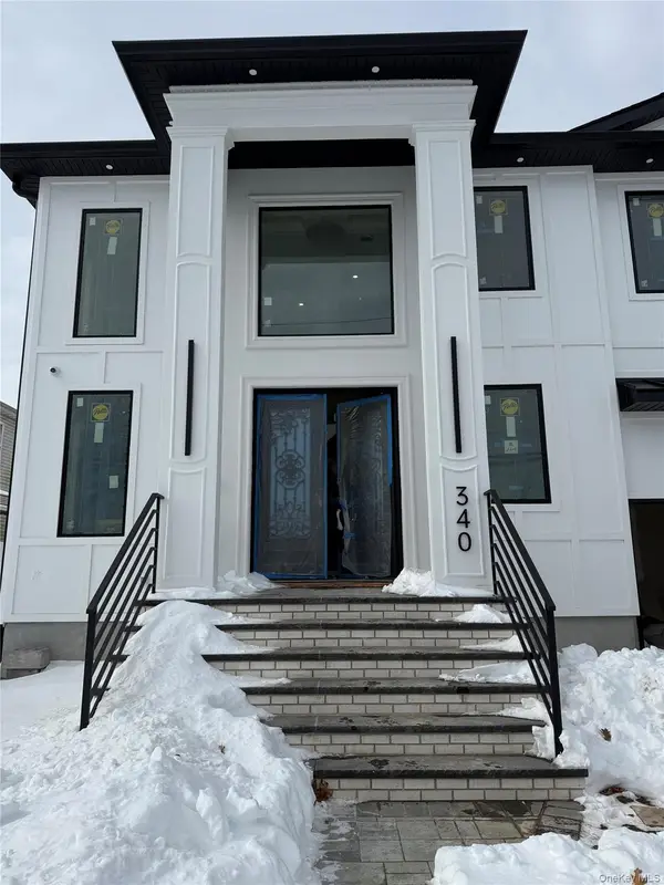 340 Doris Avenue, Franklin Square, NY 11010