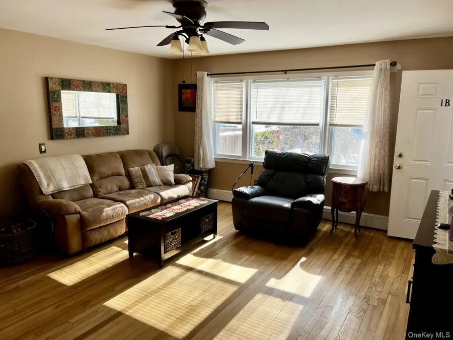 105 Finch Lane #1B, Islip, NY 11751 - Image #3