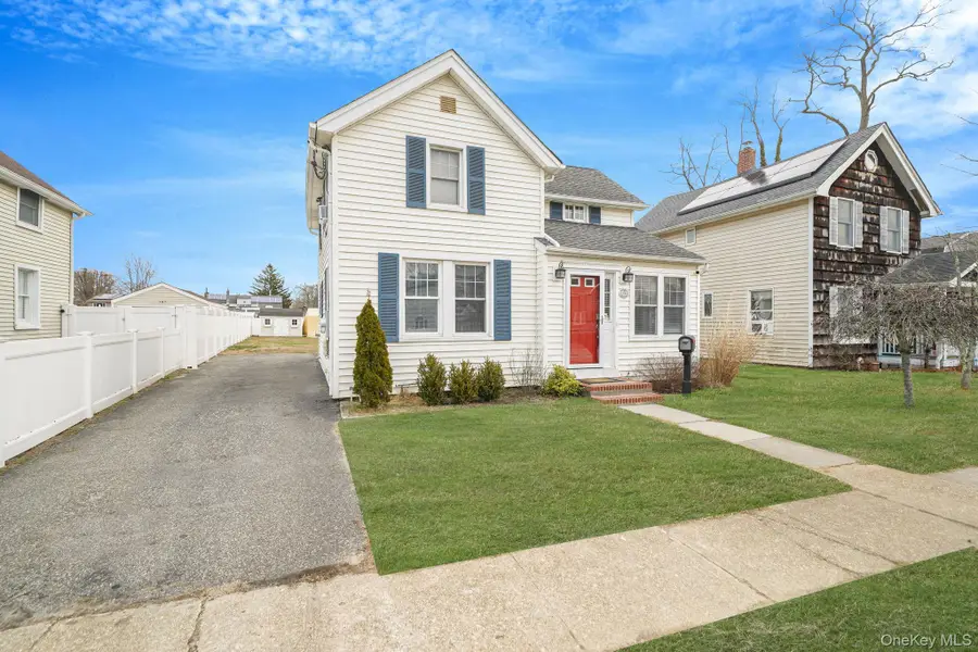 191 Smith Avenue, Islip, NY 11751 - Image #2