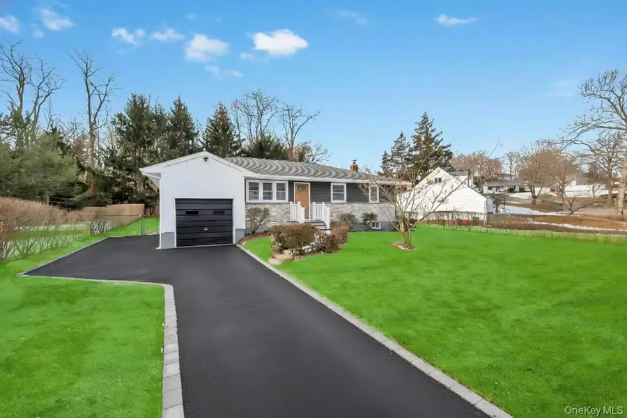 46 Ellen Place, Kings Park, NY 11754 - Image #2