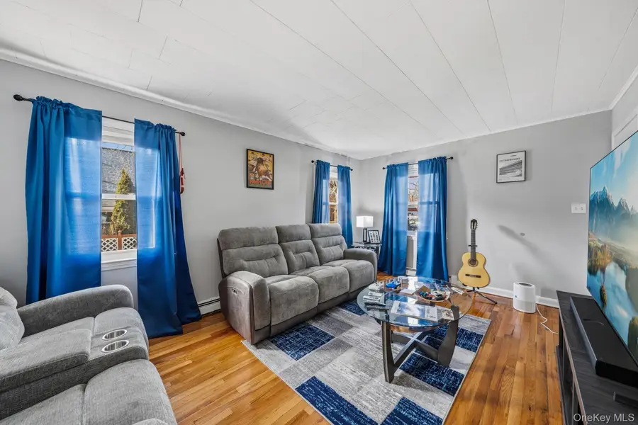 169 Wilton Street, New Hyde Park, NY 11040 - Image #3