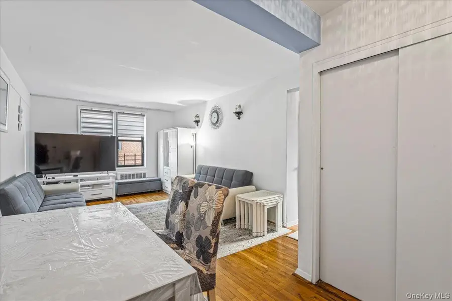 50-21 39th Place #4H, Sunnyside, NY 11104 - Image #3