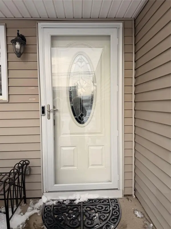 2712 Schleigel Boulevard, Amityville, NY 11701