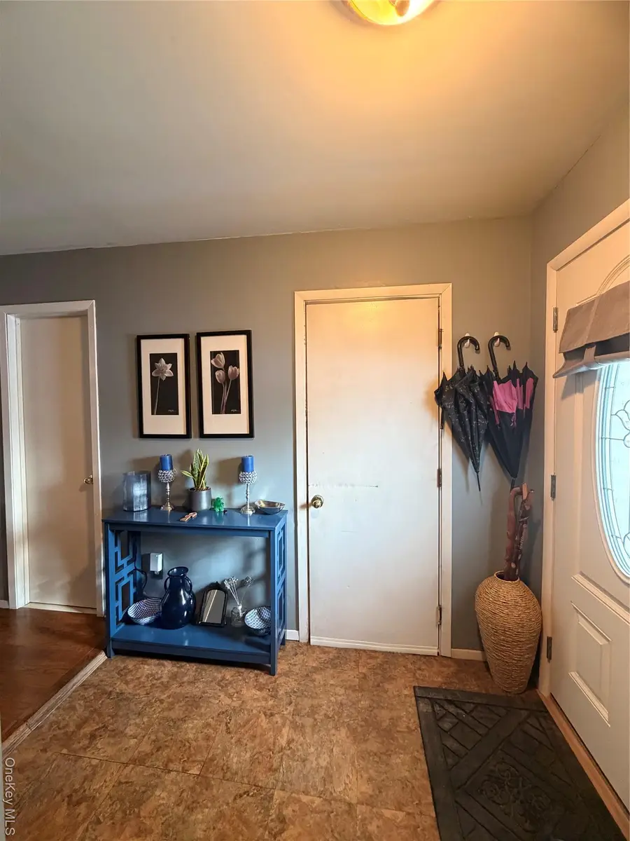 2712 Schleigel Boulevard, Amityville, NY 11701 - #2