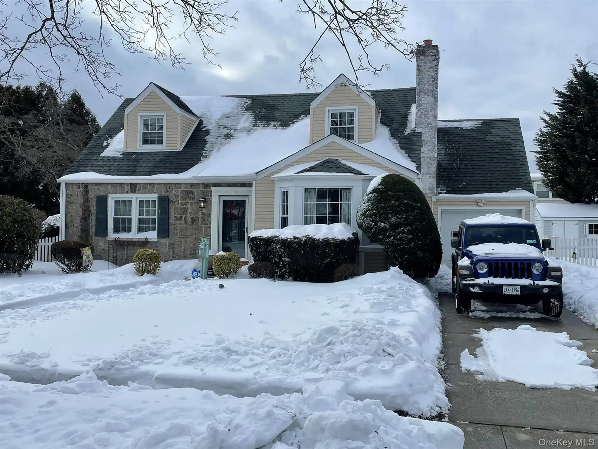 315 Maryland Avenue, Freeport, NY 11520 - Image #1