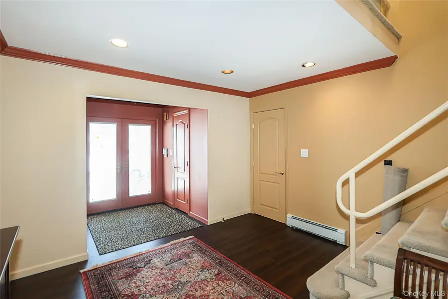 3526 Daniel Crescent, Baldwin Harbor, NY 11510 - Image #2