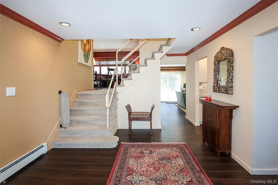 3526 Daniel Crescent, Baldwin Harbor, NY 11510 - Image #3