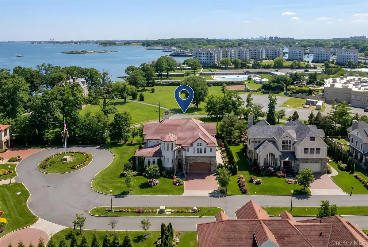 9 Brittany Lane, New Rochelle, NY 10805 - #1