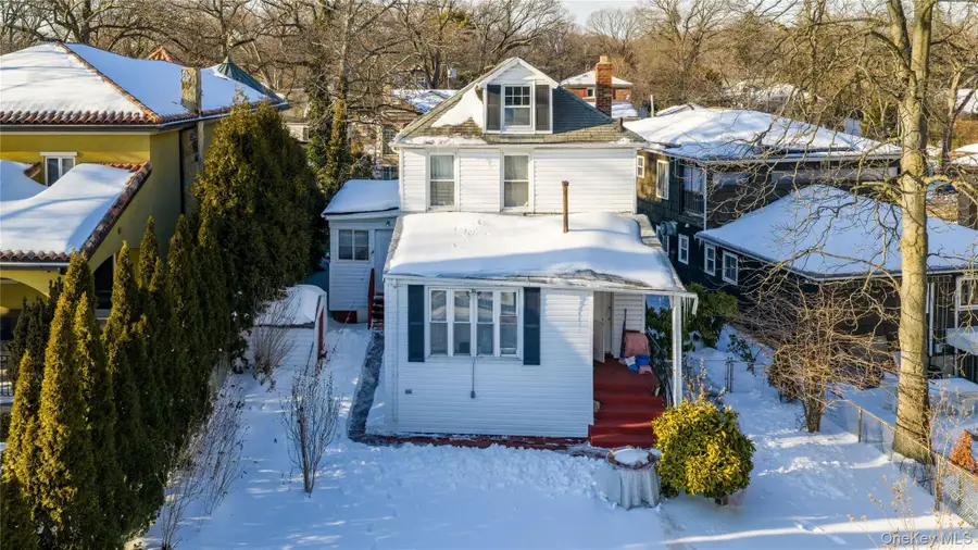 19512 Mclaughlin Avenue, Hollis, NY 11423 - Image #2